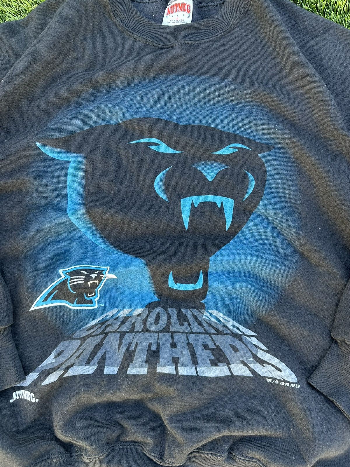 Nutmeg Vintage Nutmeg 90s black Carolina Panthers crewneck size L Size US L / EU 52-54 / 3 - 2 Thumbnail