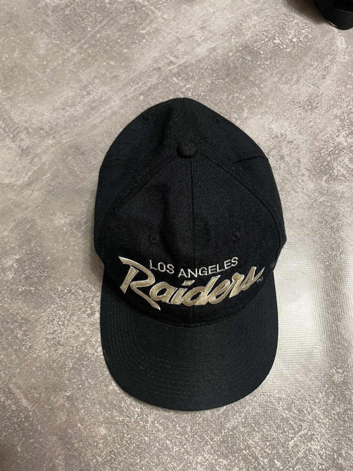 NFL × Sports Specialties Vintage Los Angeles Raiders Script Snapback Cap NFL NWA 90s Size ONE SIZE - 8 Thumbnail