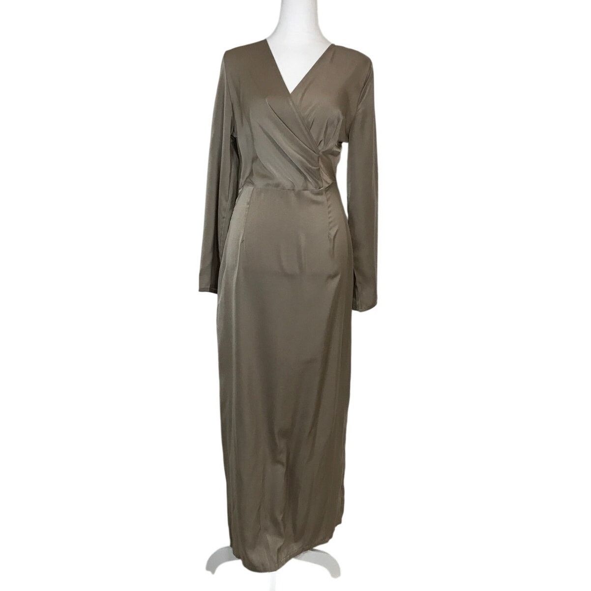 Other Elegant Taupe Metallic Silky V-neck Dress A-line Maxi M Size M / US 6-8 / IT 42-44 - 1 Thumbnail