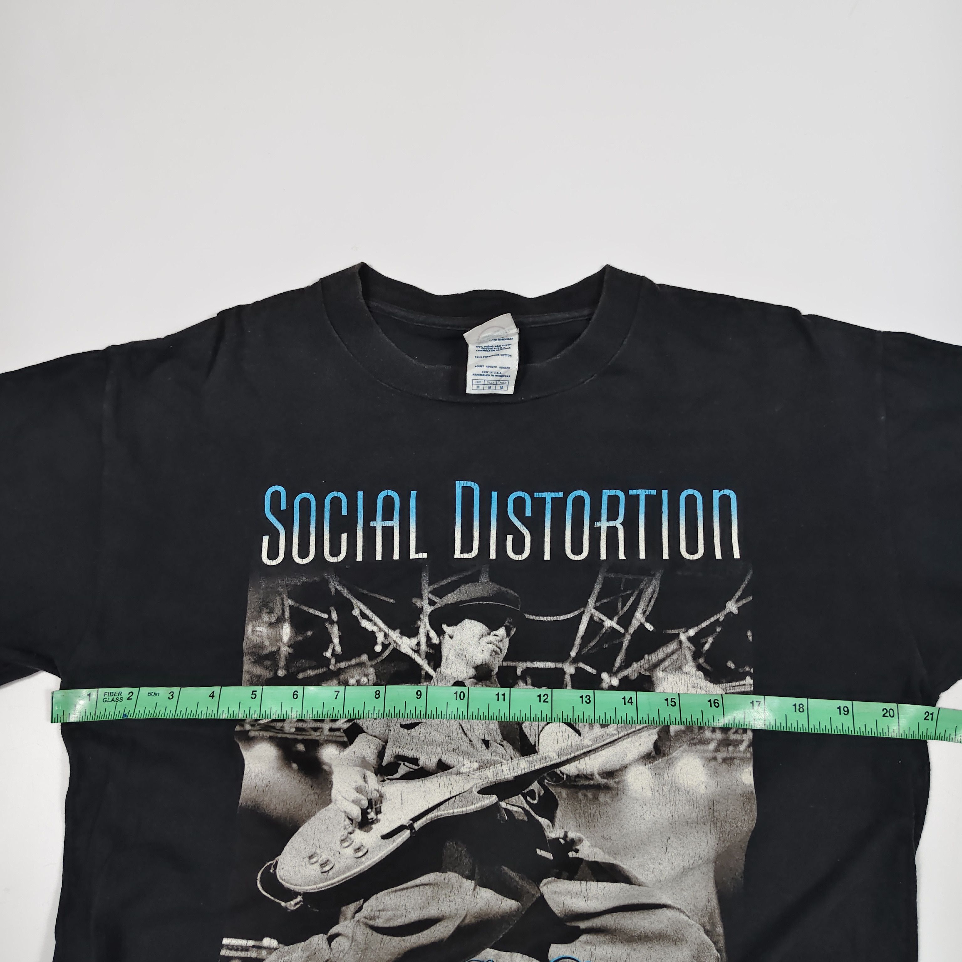 Band Tees 2004 Social Distortion "Sex, Love & Rock 'n' Roll" Album #F Size US M / EU 48-50 / 2 - 5 Thumbnail