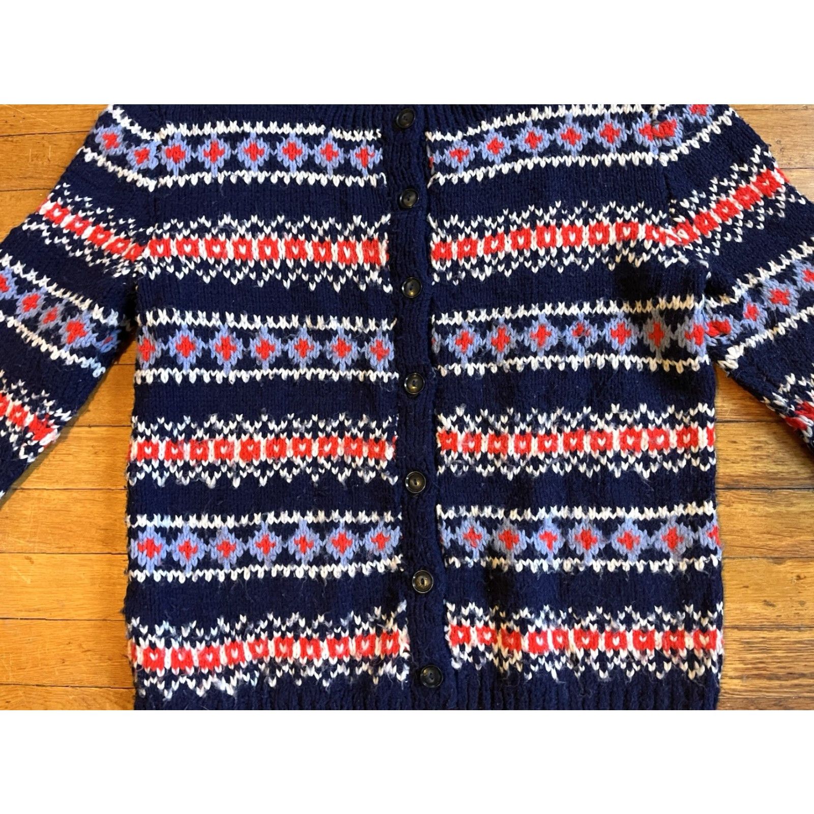 Vintage VINTAGE Hand Knit Fair Isle Cardigan Sweater Women’s M Red Blue All Over Print Size M / US 6-8 / IT 42-44 - 3 Thumbnail