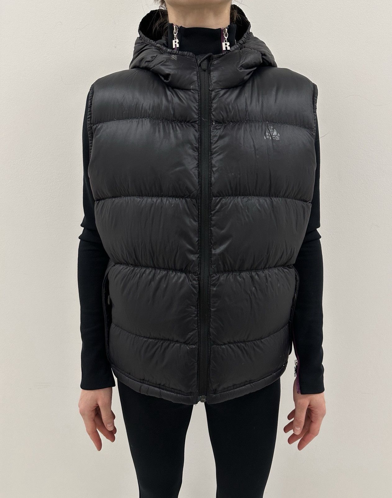 Nike DDP Vintage 2000s Nike ACG Layer 3 Down Puffer Vest Womens Size M / US 6-8 / IT 42-44 - 1 Thumbnail