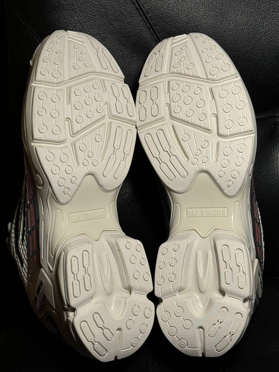 Raf Simons Raf Simons UltraSceptre Off-white / Light Grey / Navy Size US 10 / EU 43 - 9 Thumbnail