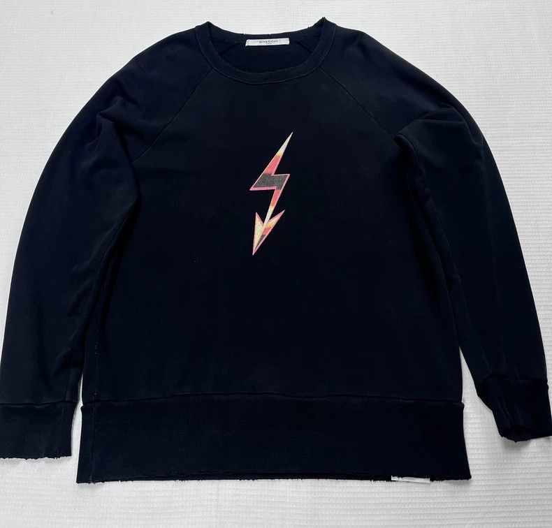 Givenchy Givenchy Black hoodie with lightning pattern, size M Size US M / EU 48-50 / 2 - 1 Thumbnail