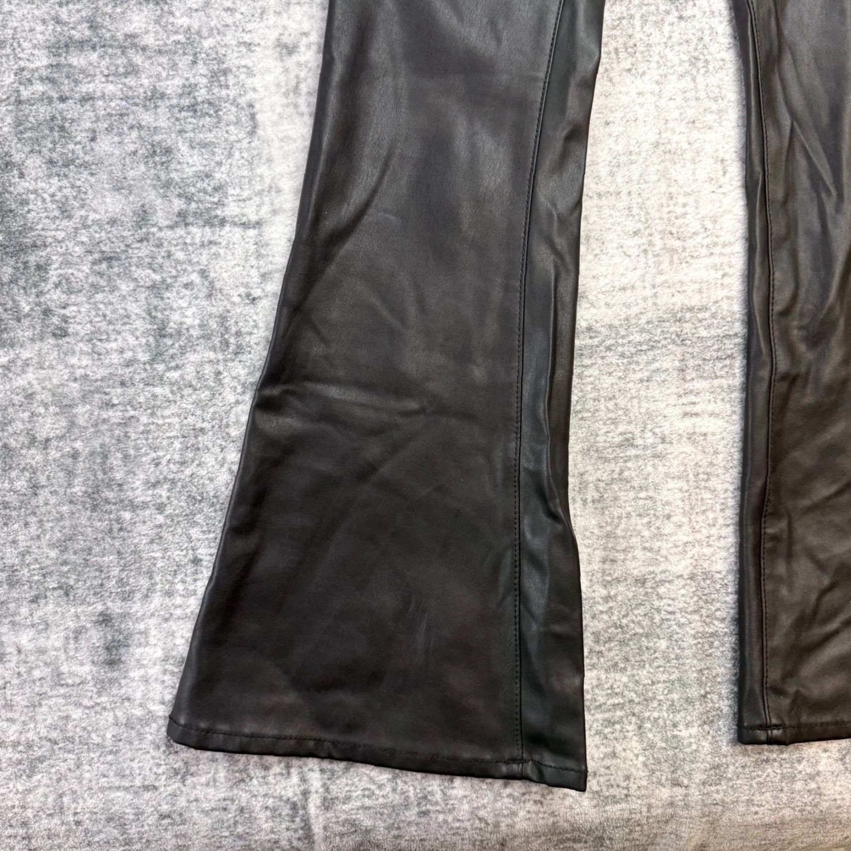 American Eagle Outfitters Amer ican Eagle Pants Womens 4 Black High Rise Flare Faux Leather Party Jeans Size 27" / US 4 / IT 40 - 5 Thumbnail