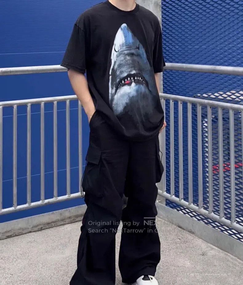 Givenchy Givenchy Classic Shark Print Short Sleeve Size L Size US L / EU 52-54 / 3 - 7 Thumbnail