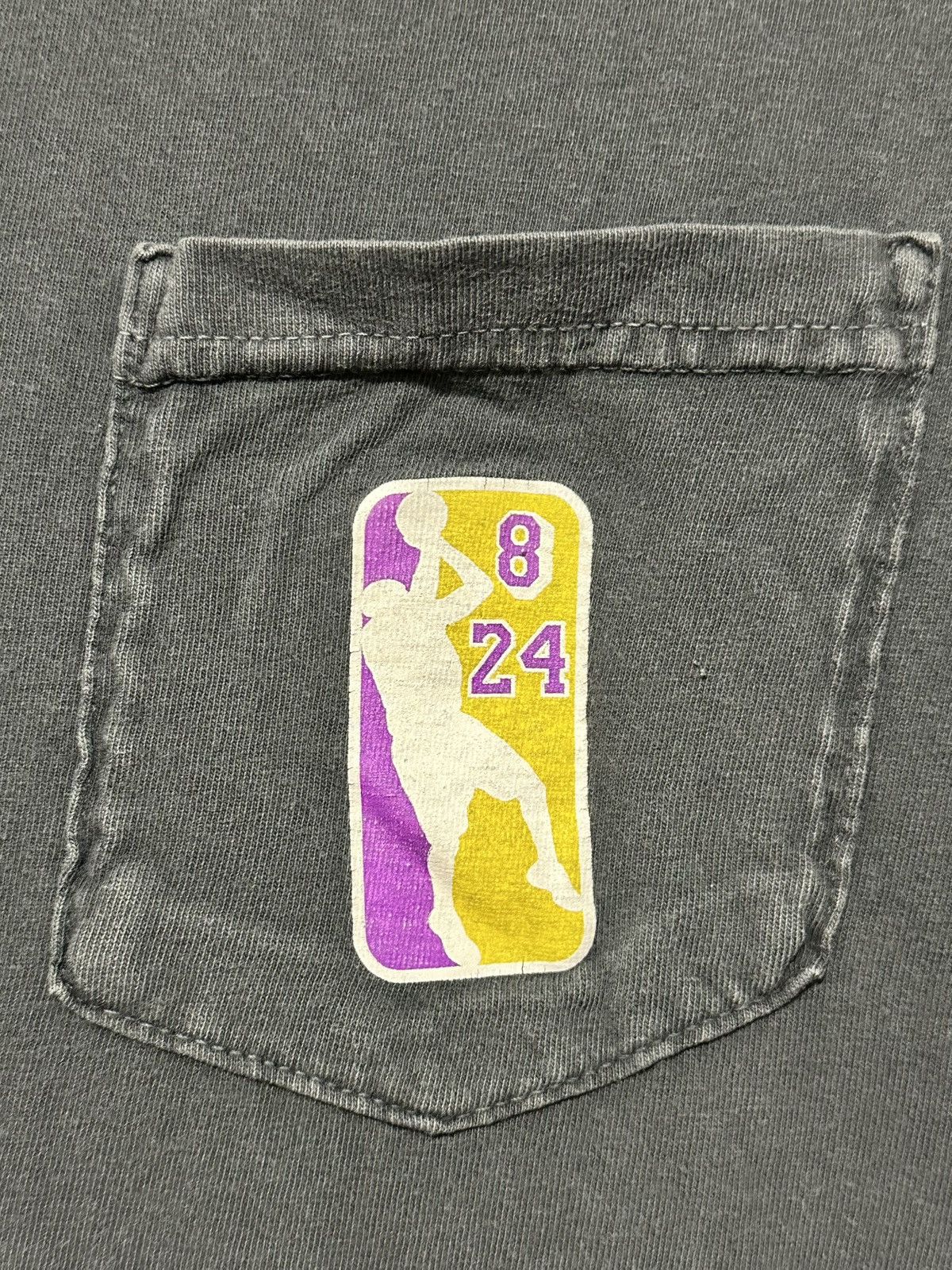 Comfort Colors Kobe Bryant shirt Size US L / EU 52-54 / 3 - 6 Thumbnail