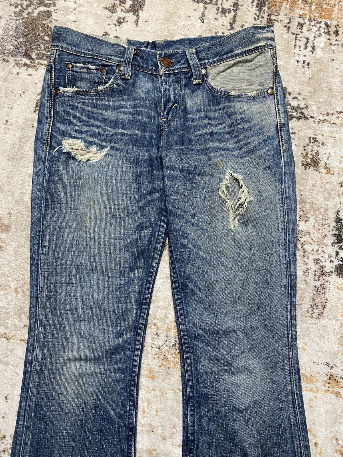 Levi's Rare Levi’s Distressed Bootcut Size US 30 / EU 46 - 3 Thumbnail