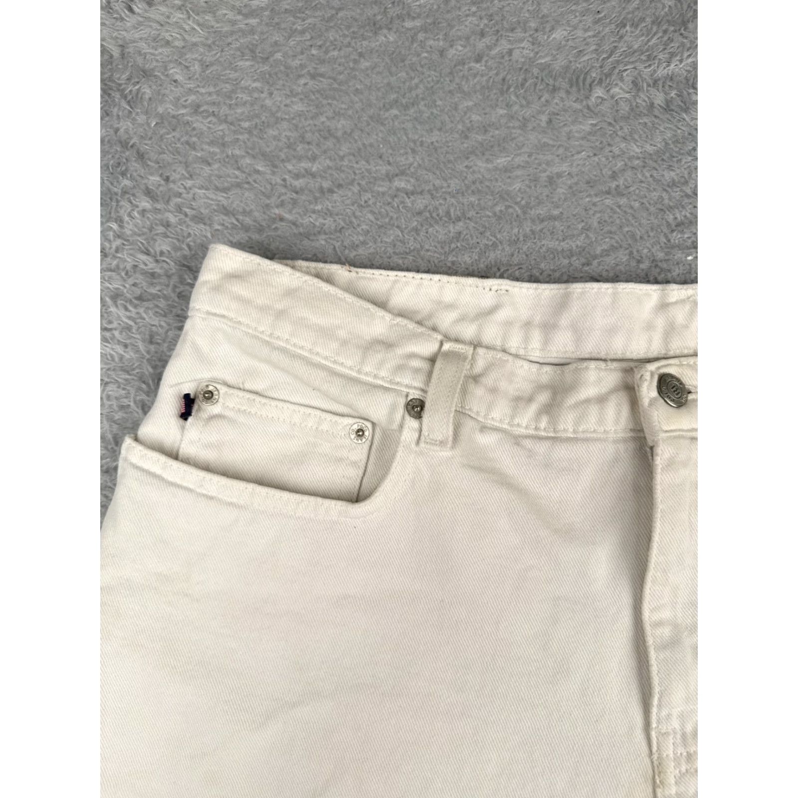 Polo Ralph Lauren VINTAGE Polo Ralph Lauren Shorts Women Denim 100% Cotton Mid Rise White 32x5 Regular Inseam 5" 12 Ladies Size 34" / US 12 / IT 48 - 4 Thumbnail