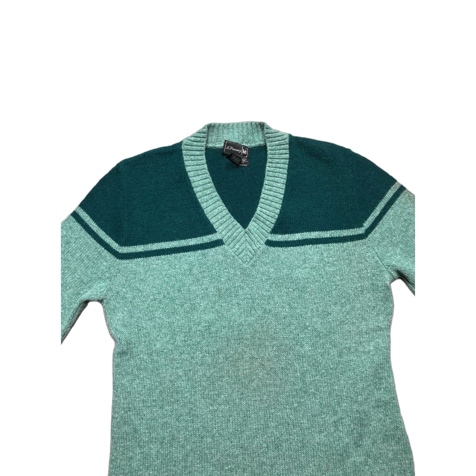 JCPenney VINTAGE 70s acrylic knit sweater JCPenney two tone green v neck adult medium Size US M / EU 48-50 / 2 - 1 Thumbnail