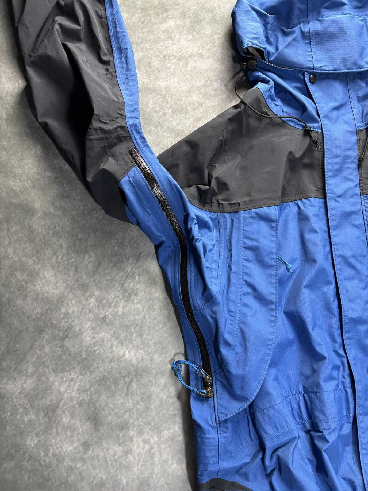 Mountain Equipment Company Co-op Era MEC Jacket 90s Vintage Goretex Shell Rain Coat Size US L / EU 52-54 / 3 - 11 Thumbnail