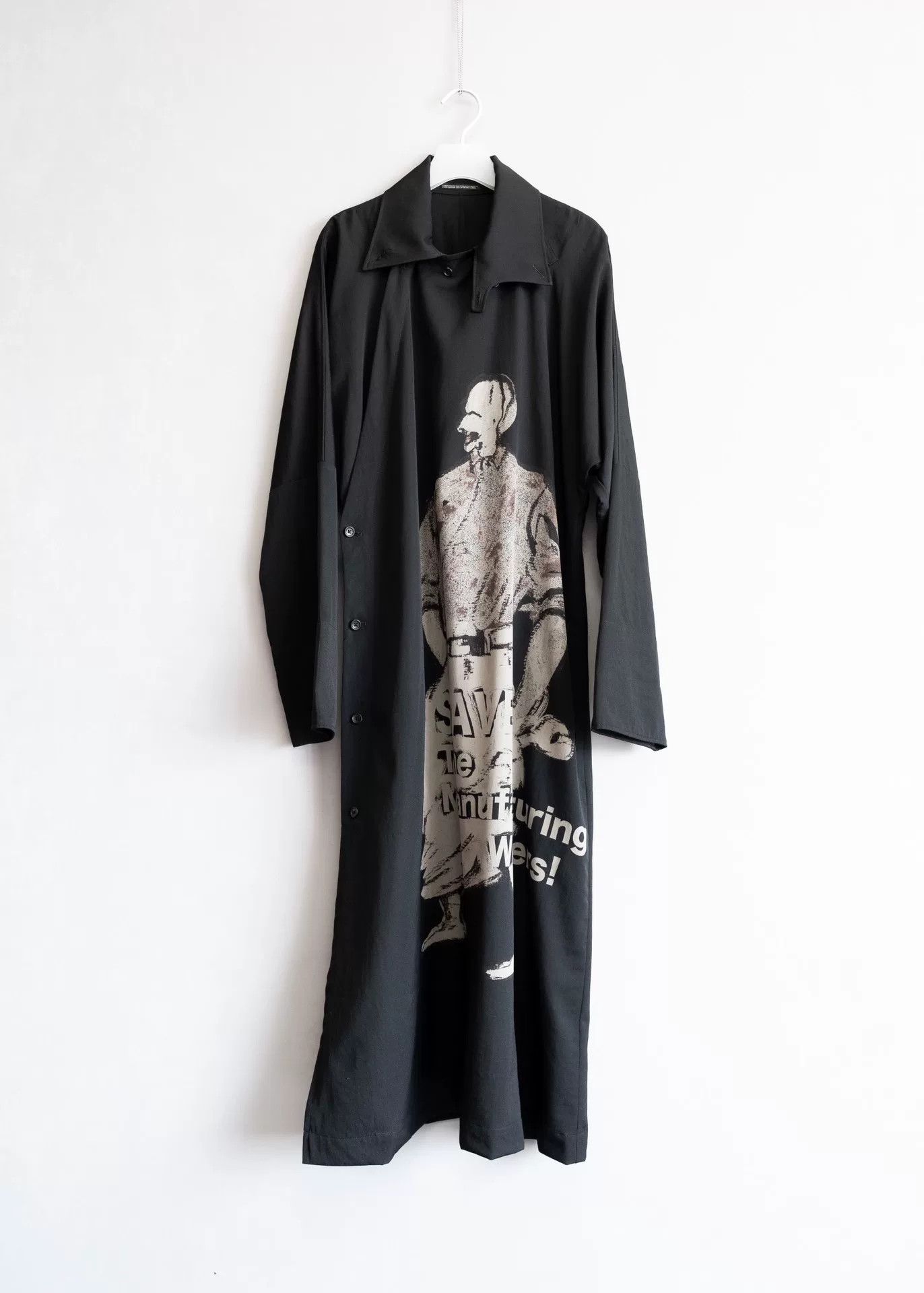 Yohji Yamamoto Yohji Yamamoto Black Long Robe With Print Size US S / EU 44-46 / 1 - 1 Thumbnail