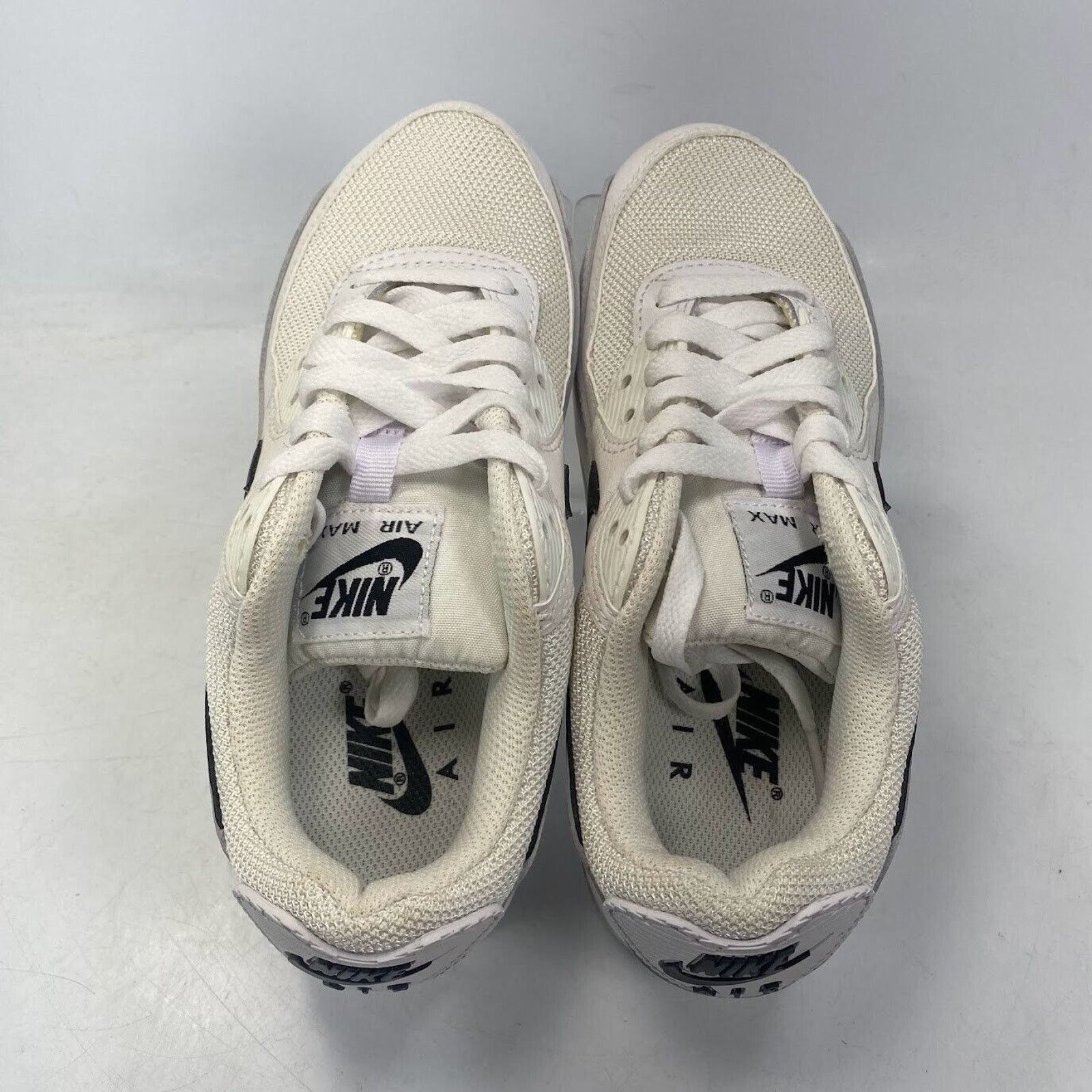 Nike NEW Nike Air Max 90 Women's White Black Sneaker CQ2560 101 Size US 5.5 / EU 38 - 6 Thumbnail