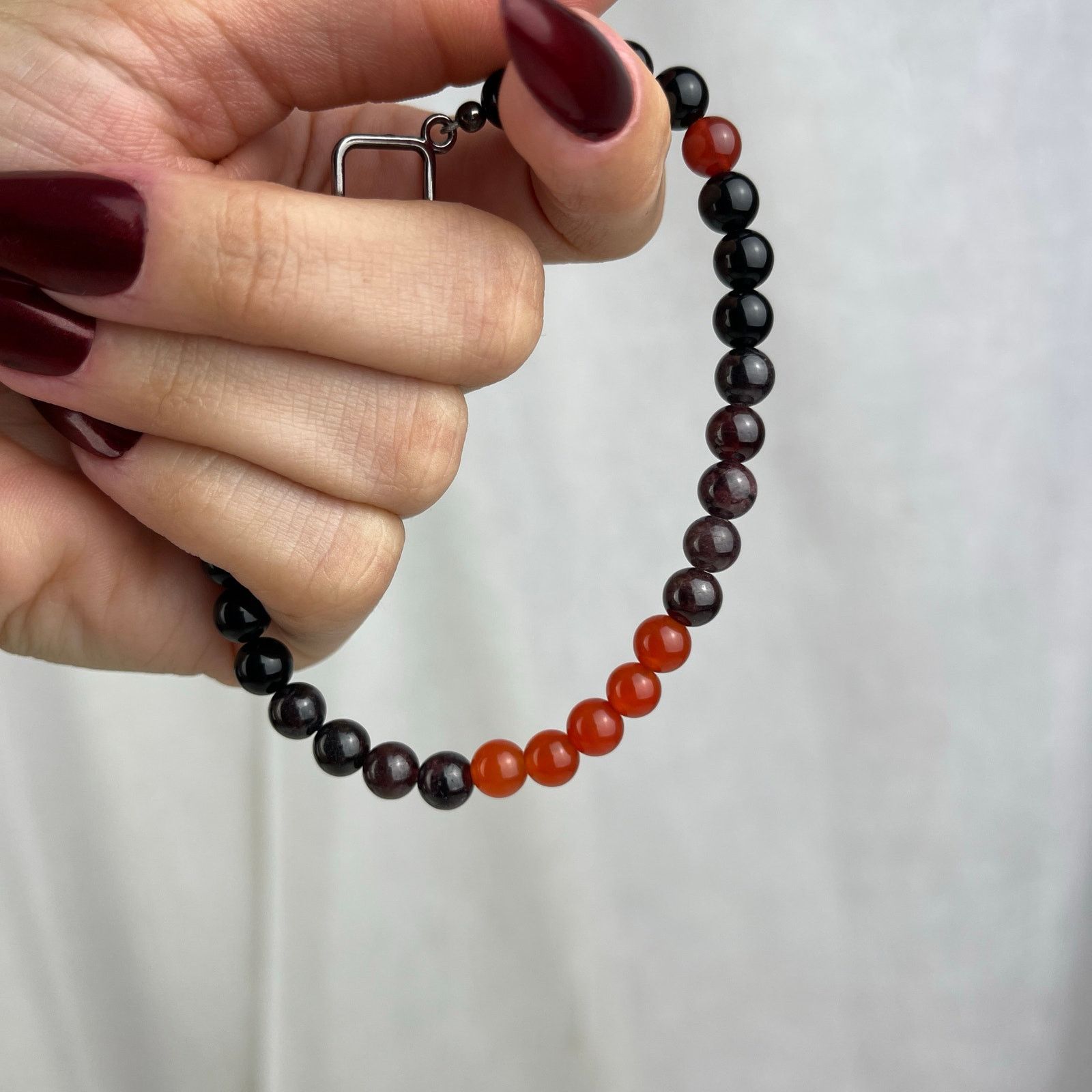 Handmade Carnelian Garnet Obsidian Crystal Gemstone Bead Bracelet Size ONE SIZE - 9 Thumbnail