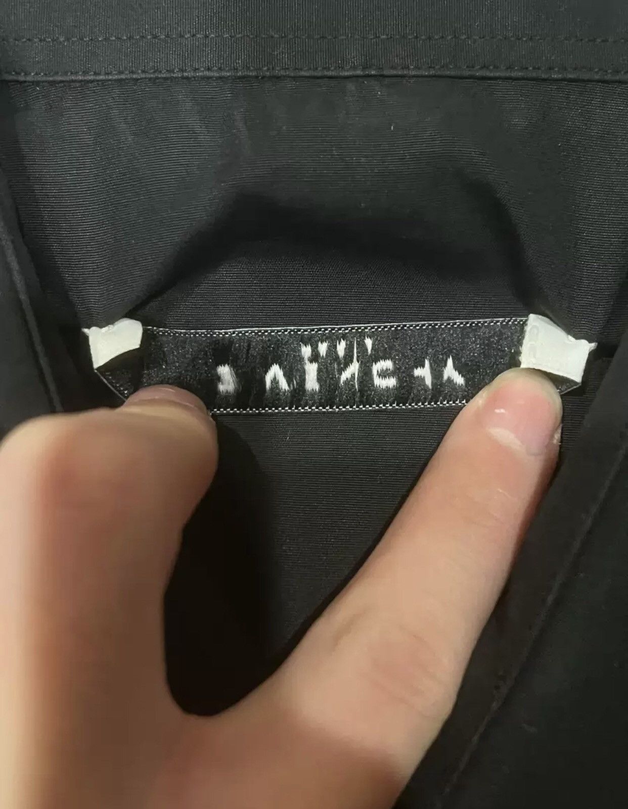 Givenchy Givenchy Black Shirt 2412-Nextarrow Size US M / EU 48-50 / 2 - 5 Thumbnail