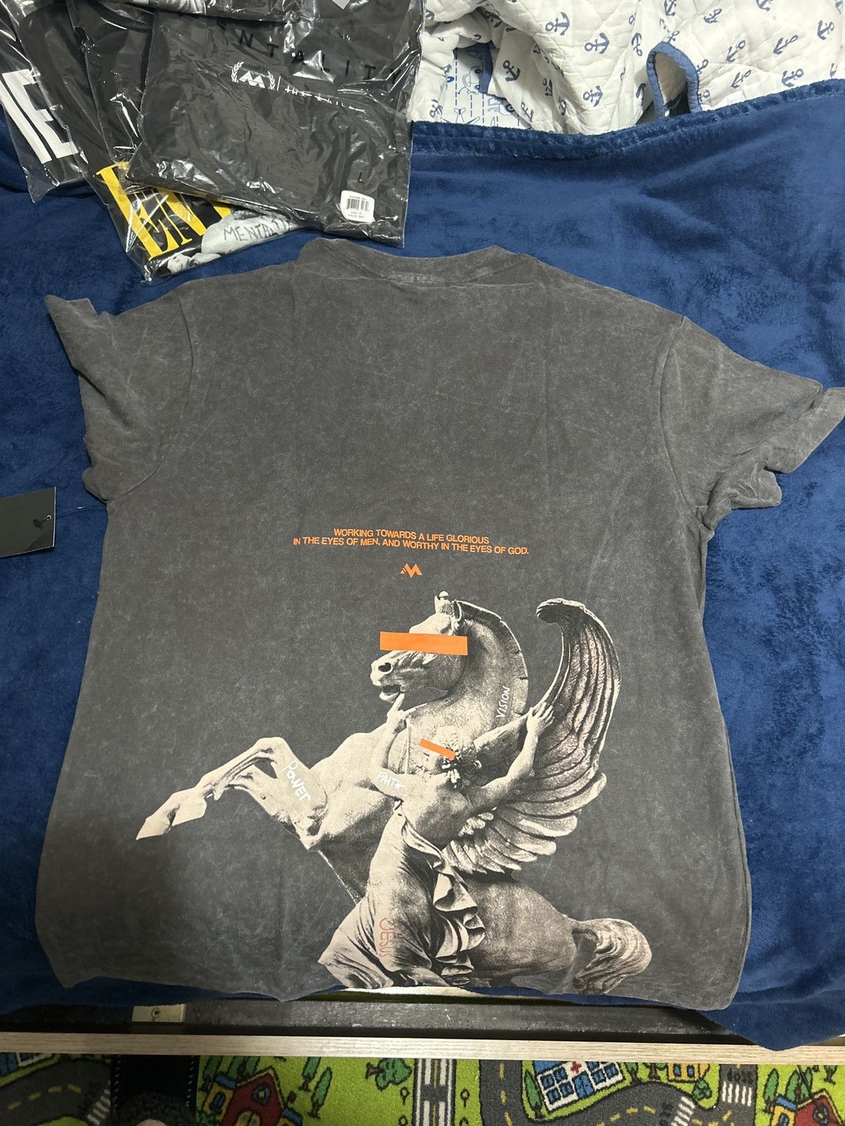 Vintage Mentality Pegasus T-shirt brand new Size US L / EU 52-54 / 3 - 1 Thumbnail