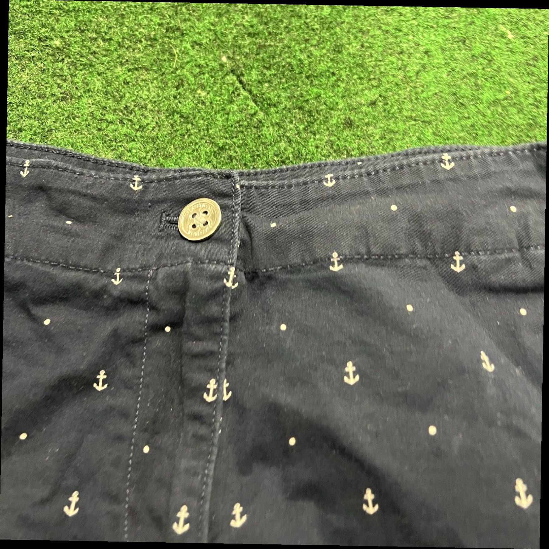 Nautica Nautica Women's Cotton Stretch Twill Shorts Anchor Print, Navy Blue Size 27" / US 4 / IT 40 - 3 Thumbnail