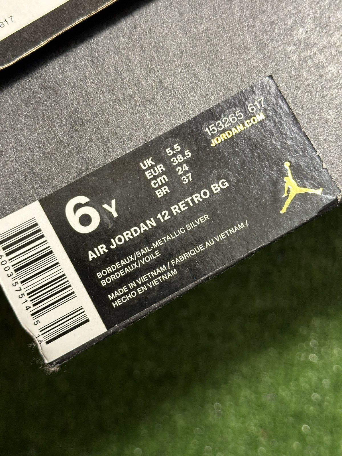 Jordan Brand × Nike Nike Jordan 12 Retro ‘Bourdeux’ Size US 7.5 / IT 37.5 - 6 Thumbnail