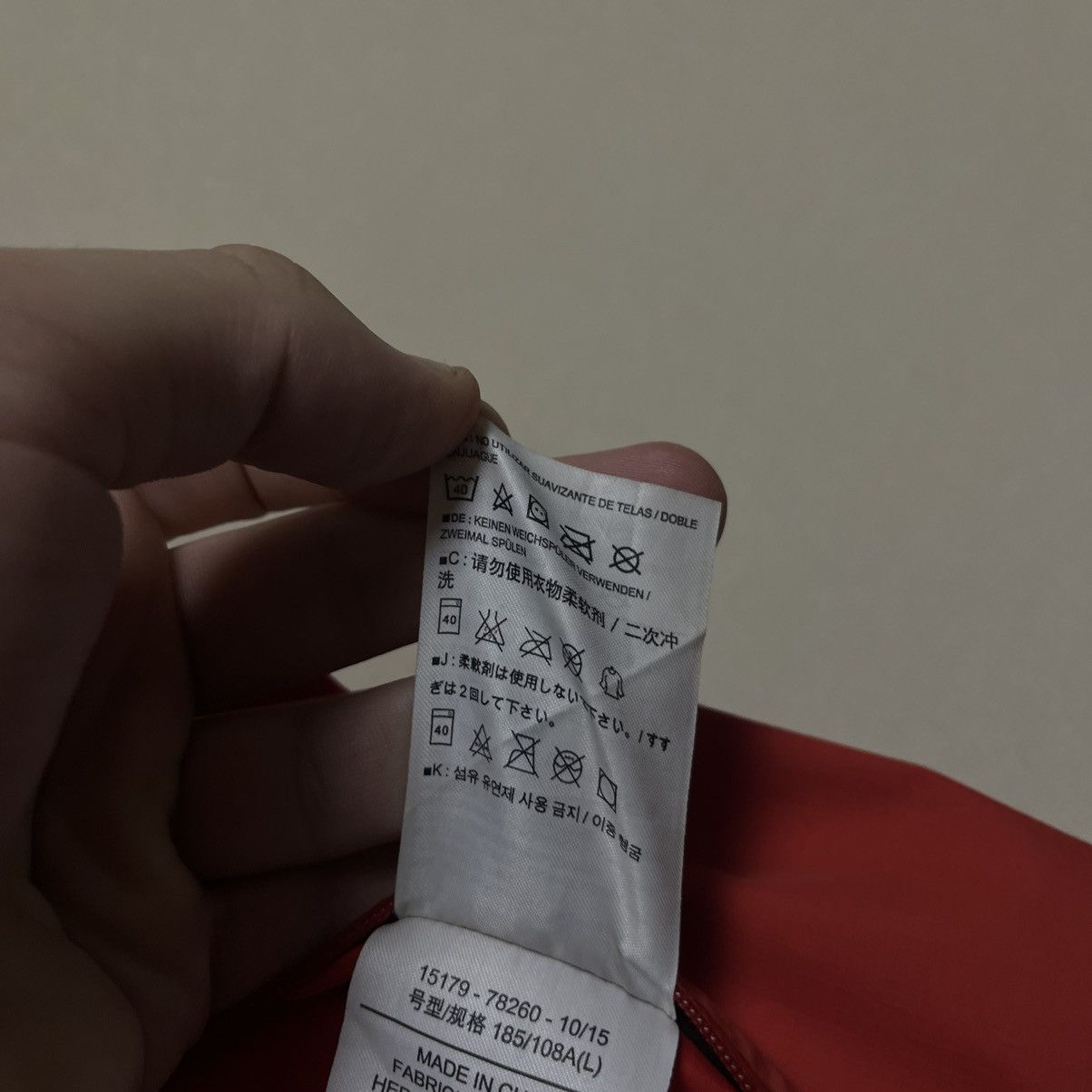 Arc'teryx Men's Arcteryx Beta Gore-Tex Jacket Size US L / EU 52-54 / 3 - 13 Thumbnail
