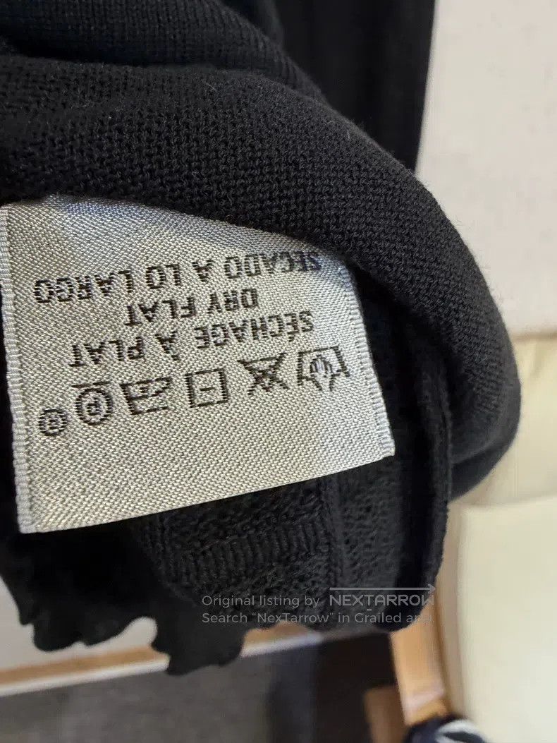 Hermes Hermes Black V-neck horizontal striped lustrous wool sweat Size US L / EU 52-54 / 3 - 4 Thumbnail