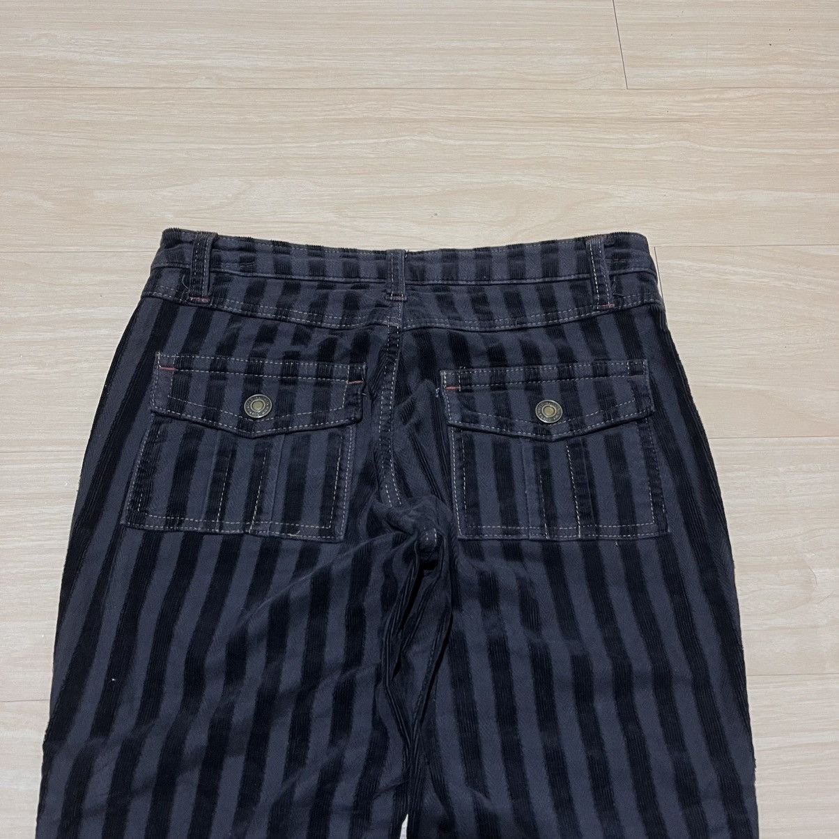 Japanese Brand 2000s Fatigue Flare Striped Corduroy Pants Camel Road Size US 28 / EU 44 - 7 Thumbnail