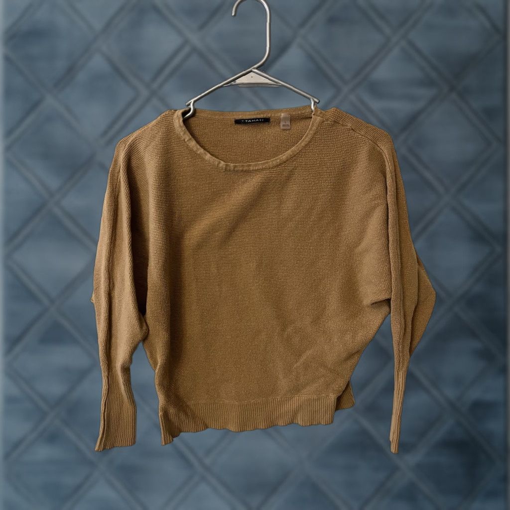 Vintage T Tahari Women’s Large Brown Knit Dolman Long Sleeve Round Neck Sweater Size L / US 10 / IT 46 - 1 Thumbnail