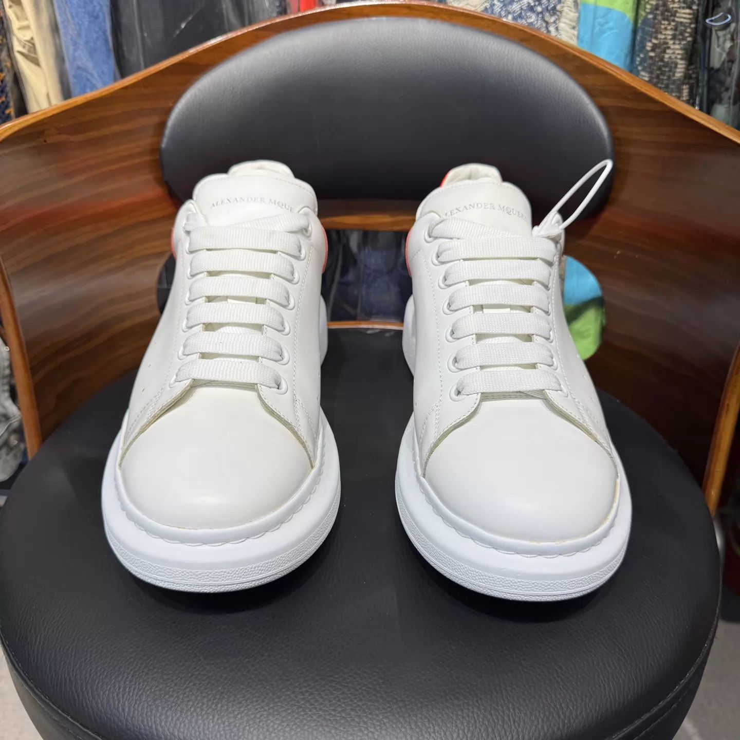 Gucci McQueen White/Pink Neon Pink Toe 44 98 New Trainers Size US 11 / EU 44 - 2 Thumbnail