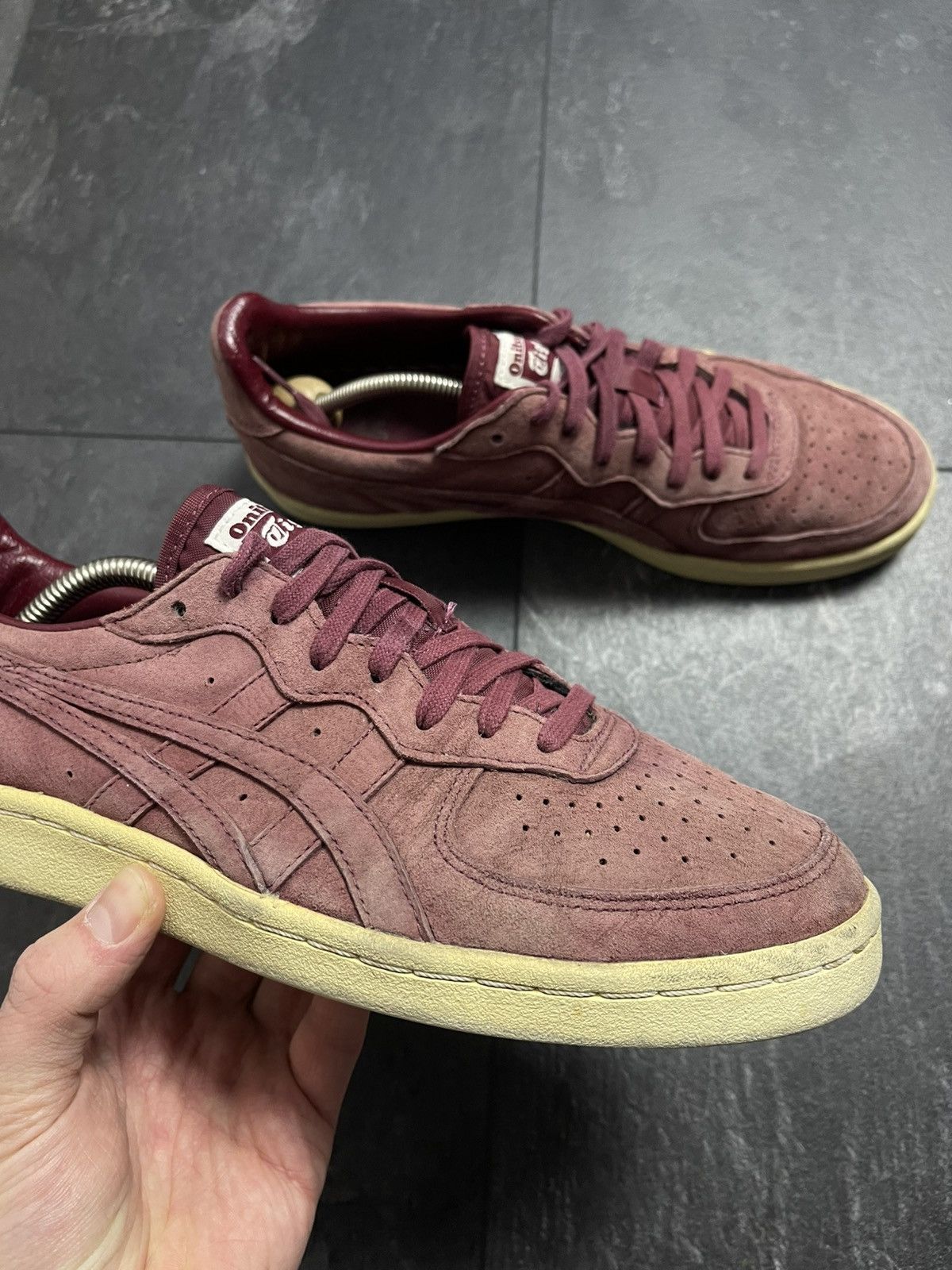 Asics Vintage low top asics onitsuka tiger sneakers Size US 7 / EU 40 - 3 Thumbnail
