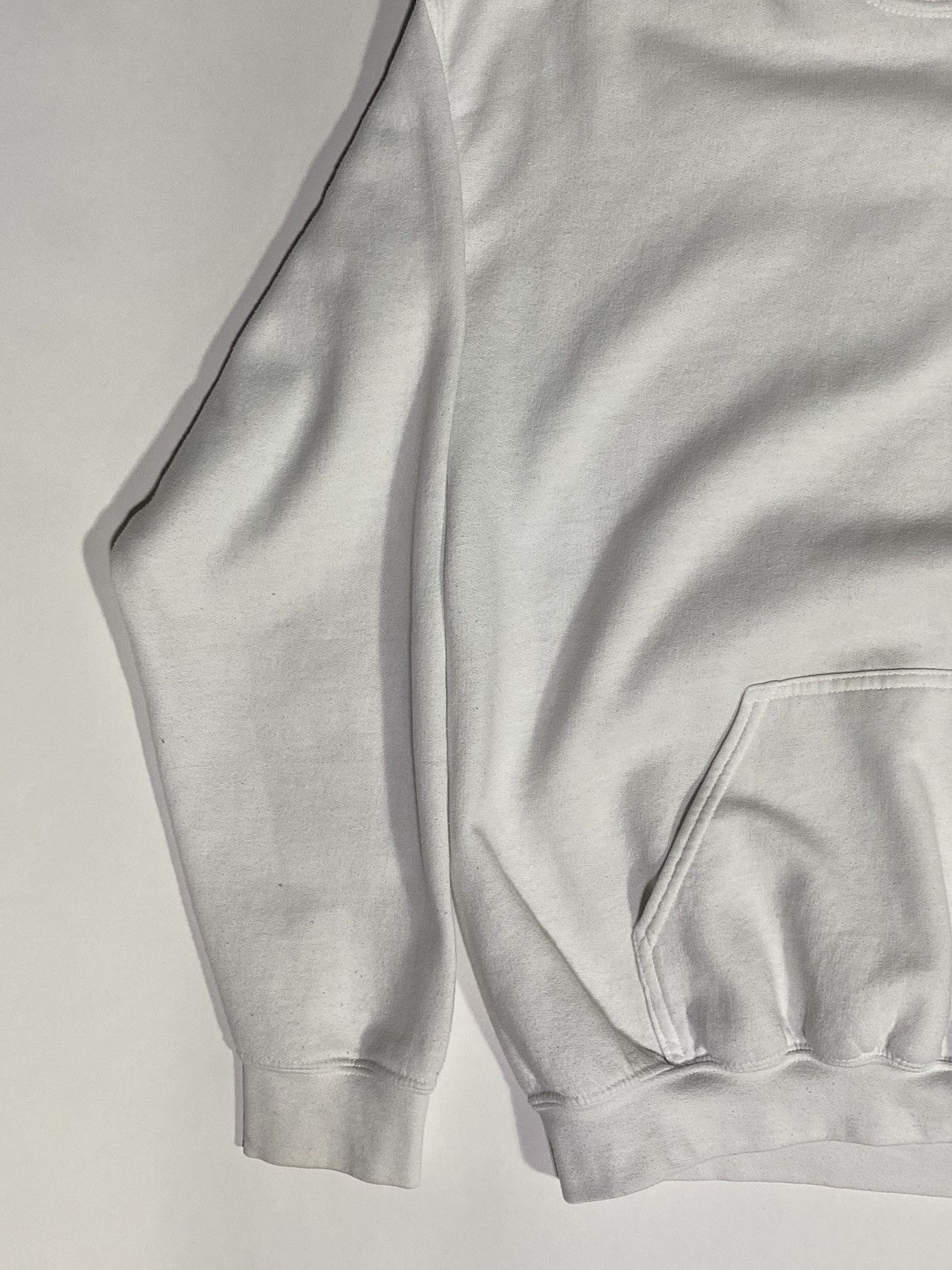 Band Tees Life of Pablo Paris Hoodie 2016 - Gilden tag (sz Med) Size US M / EU 48-50 / 2 - 7 Thumbnail