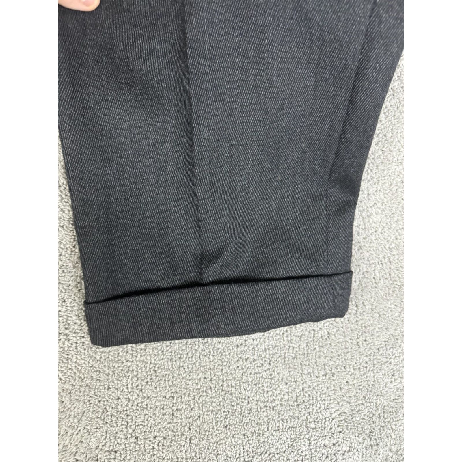 Brooks Brothers Brooks Brothers Pants Mens 40 Charcoal Gray Wool Pleated Cuffed Dress Slacks Size US 40 / EU 56 - 6 Thumbnail