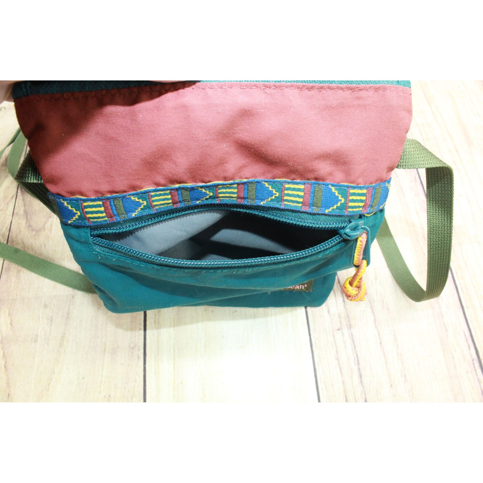 L.L. Bean LL Bean Mountain Classic Crossbody Bag Multicolor Size ONE SIZE - 3 Thumbnail