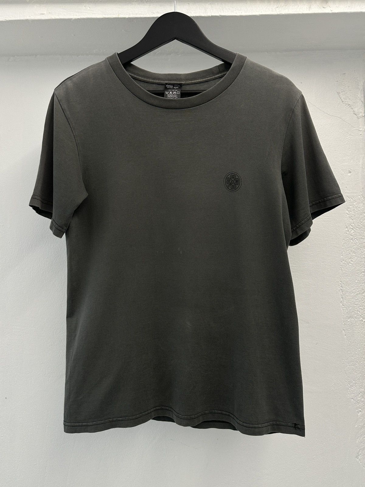 Number (N)ine Number (N)ine AW06 “Noir” Archive Tribal Raven Graphic Tee Size US S / EU 44-46 / 1 - 2 Thumbnail