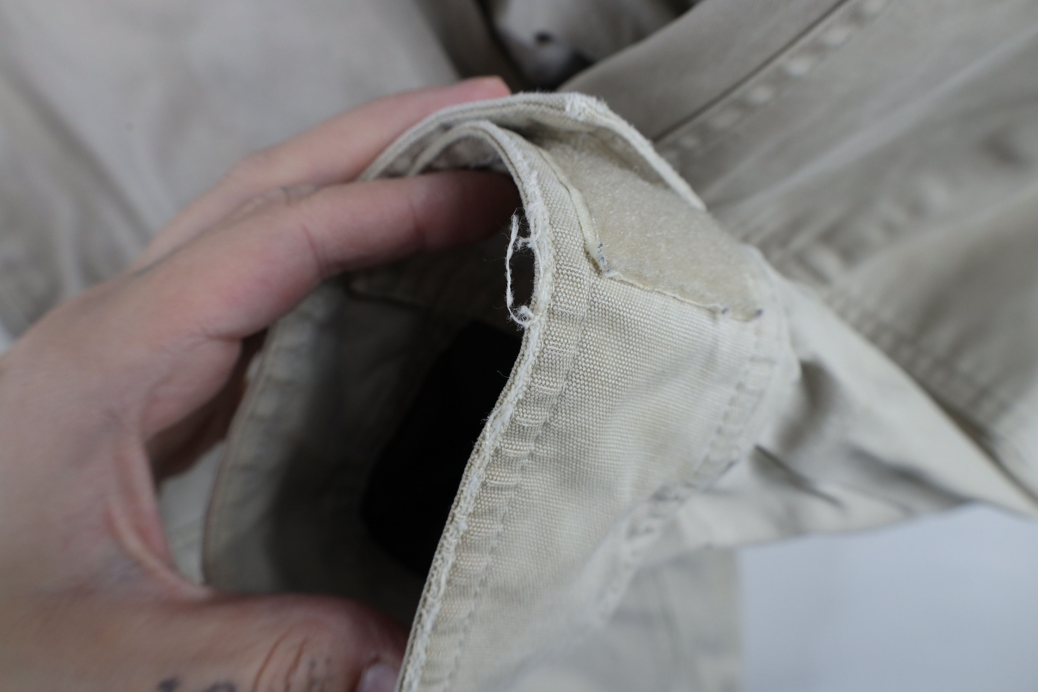 Eddie Bauer × Vintage Vintage Eddie Bauer Heavyweight Lined Full Zip Jacket Beige Size US L / EU 52-54 / 3 - 10 Thumbnail