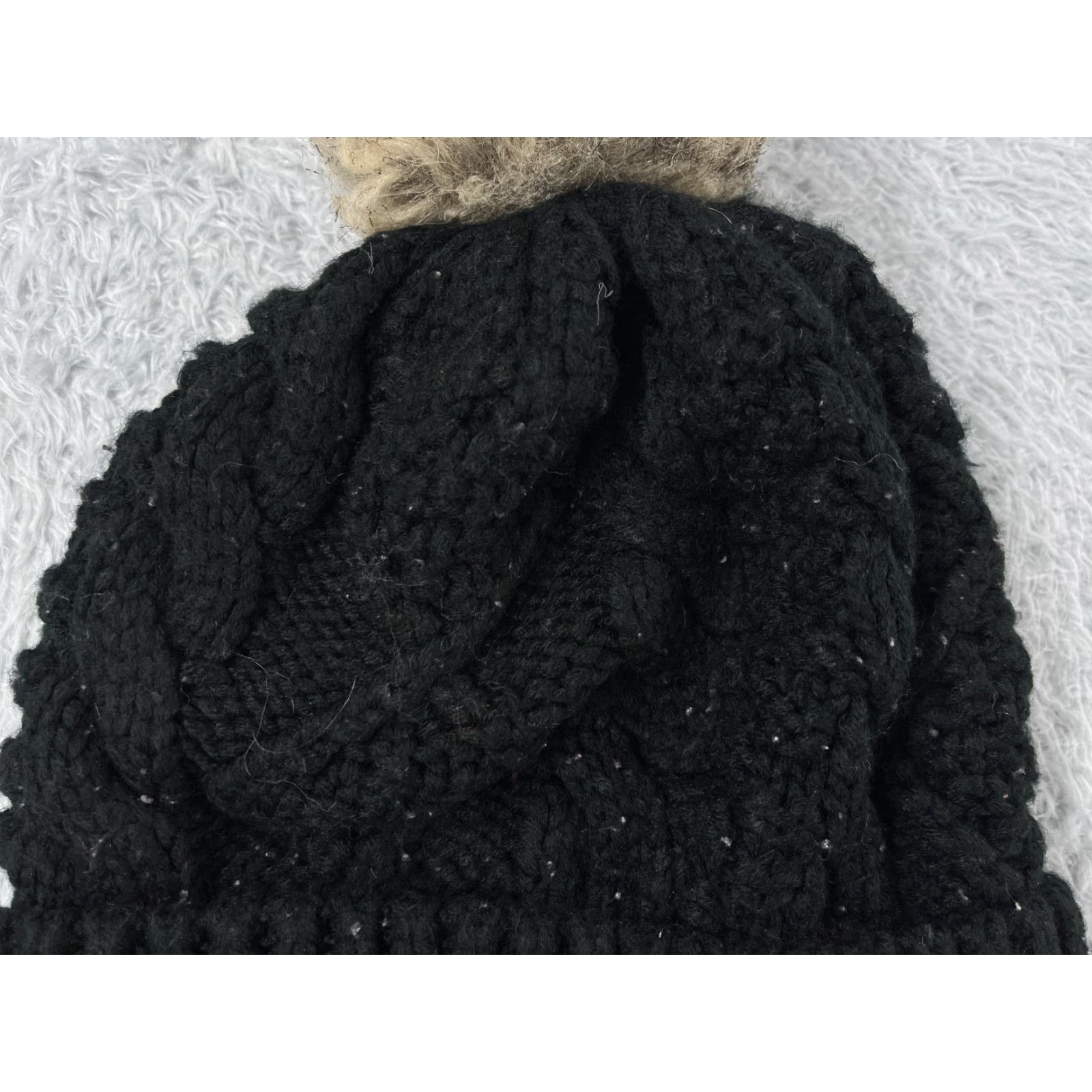 Vintage Panache Beanie Toque Womens One Size Black Cable Knit Acrylic Poly Lined Ski Pom Beanie Size ONE SIZE - 3 Thumbnail
