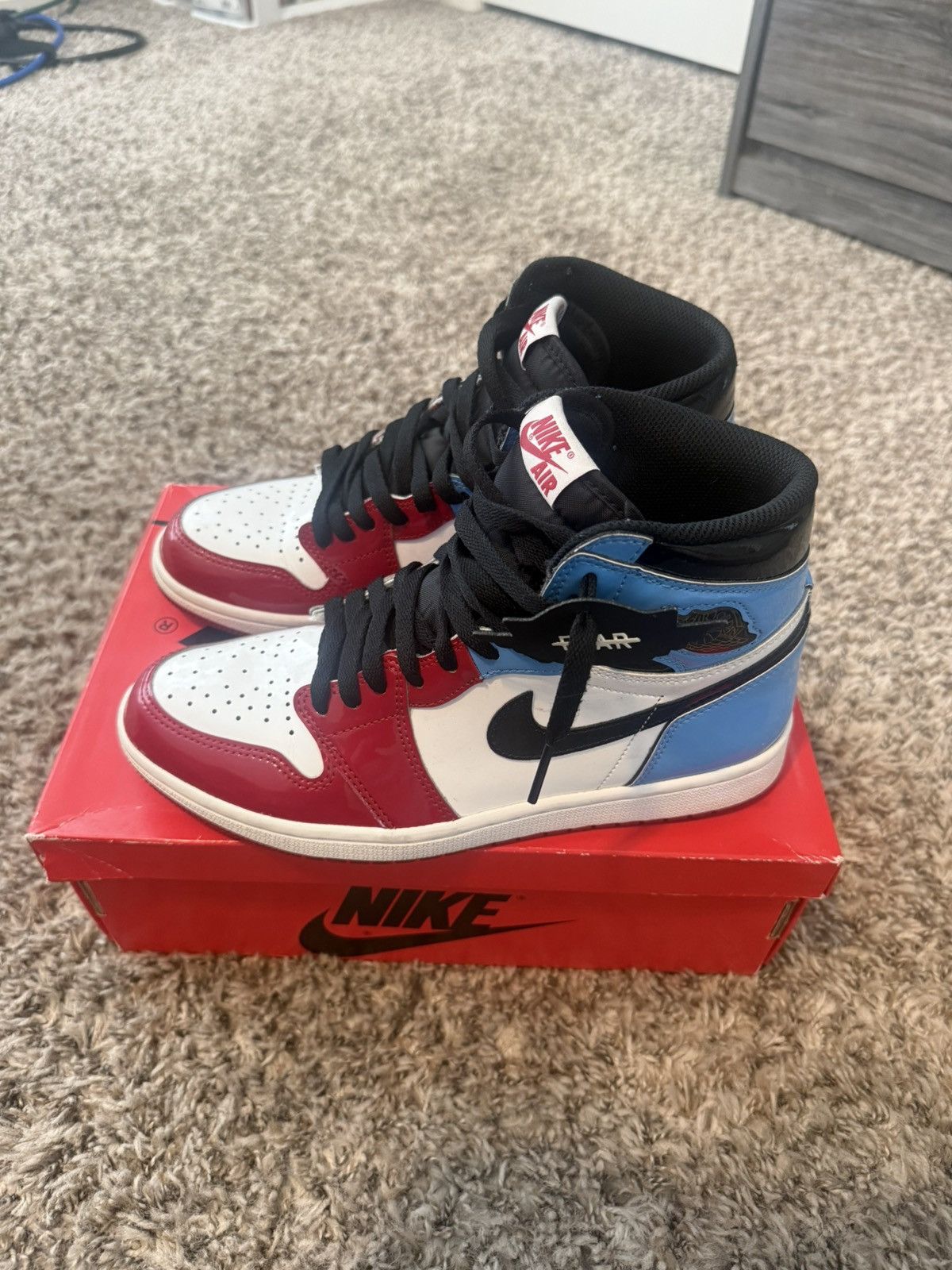 Jordan Brand Jordan 1 Retro High OG “Fearless”. Size US 8 / EU 41 - 2 Thumbnail