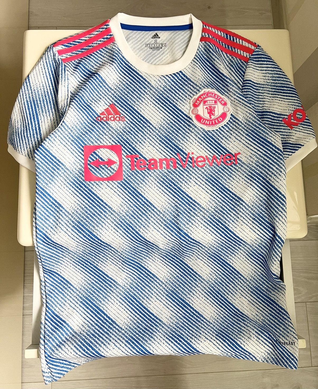 Adidas Manchester United Away Football shirt 2021/2022 Adidas Size US S / EU 44-46 / 1 - 1 Thumbnail