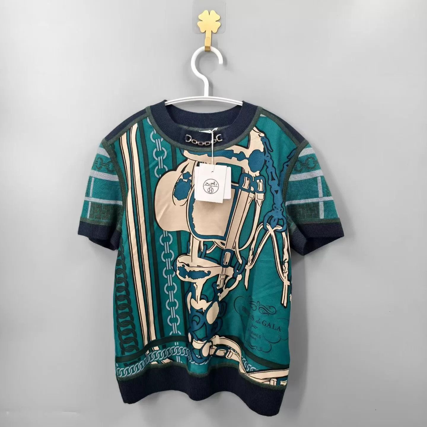 Hermes Hermes Silk Cashmere Blend Logo Short Sleeve 36 NWT Size XS / US 0-2 / IT 36-38 - 1 Thumbnail