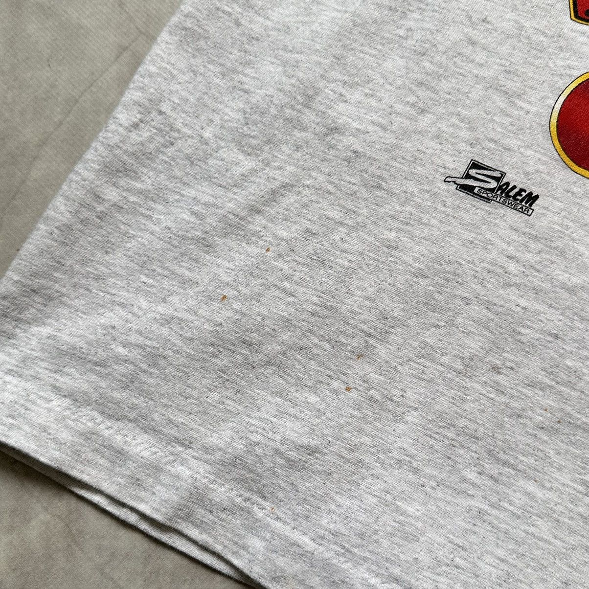 NFL Vintage 90s Kansas City Chiefs NFL Faded Painted T Shirt Size US XL / EU 56 / 4 - 10 Thumbnail