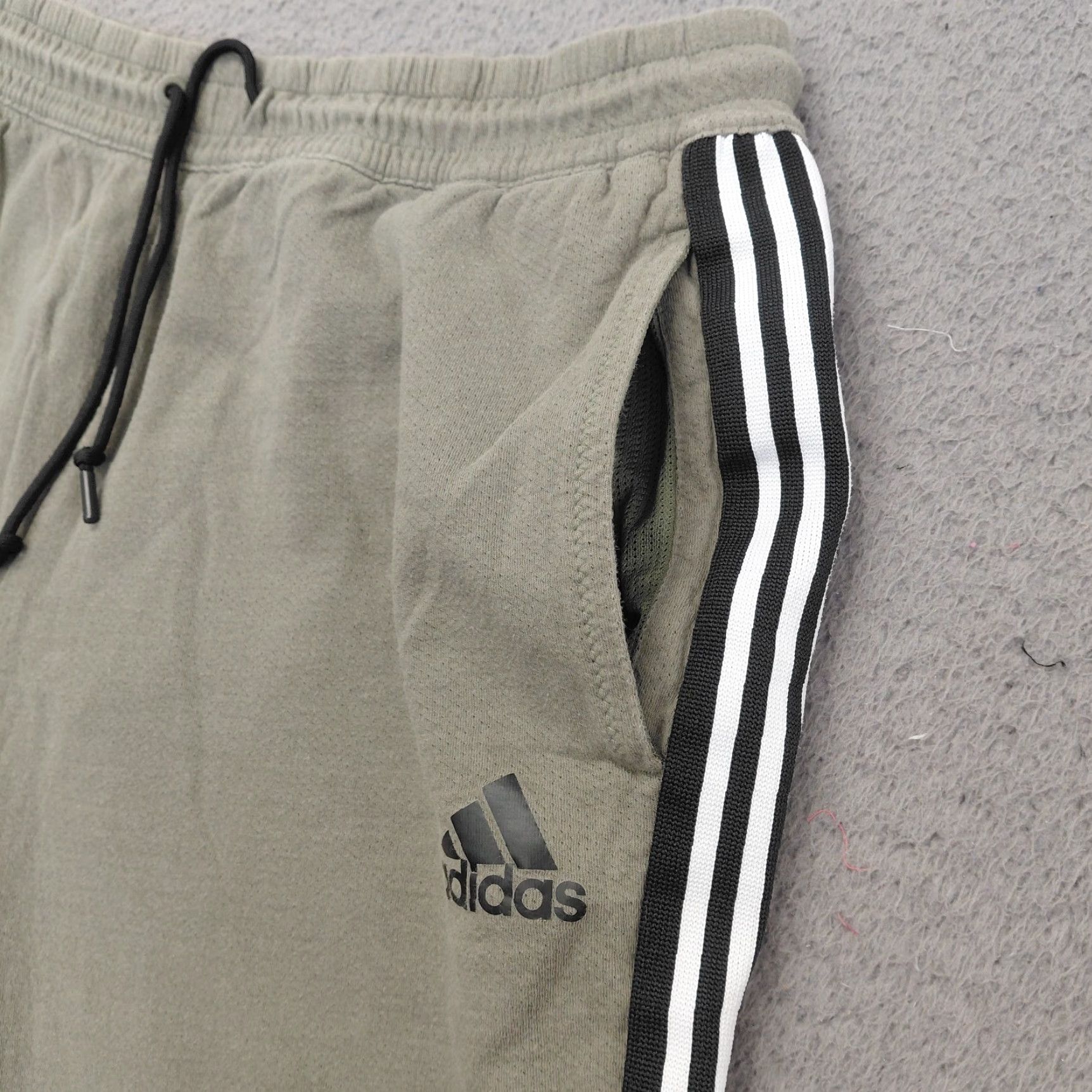 Adidas Adidas Track Pants Mens XL Gray Black Trio Stripes Athletic Joggers Pockets Size US 36 / EU 52 - 3 Thumbnail