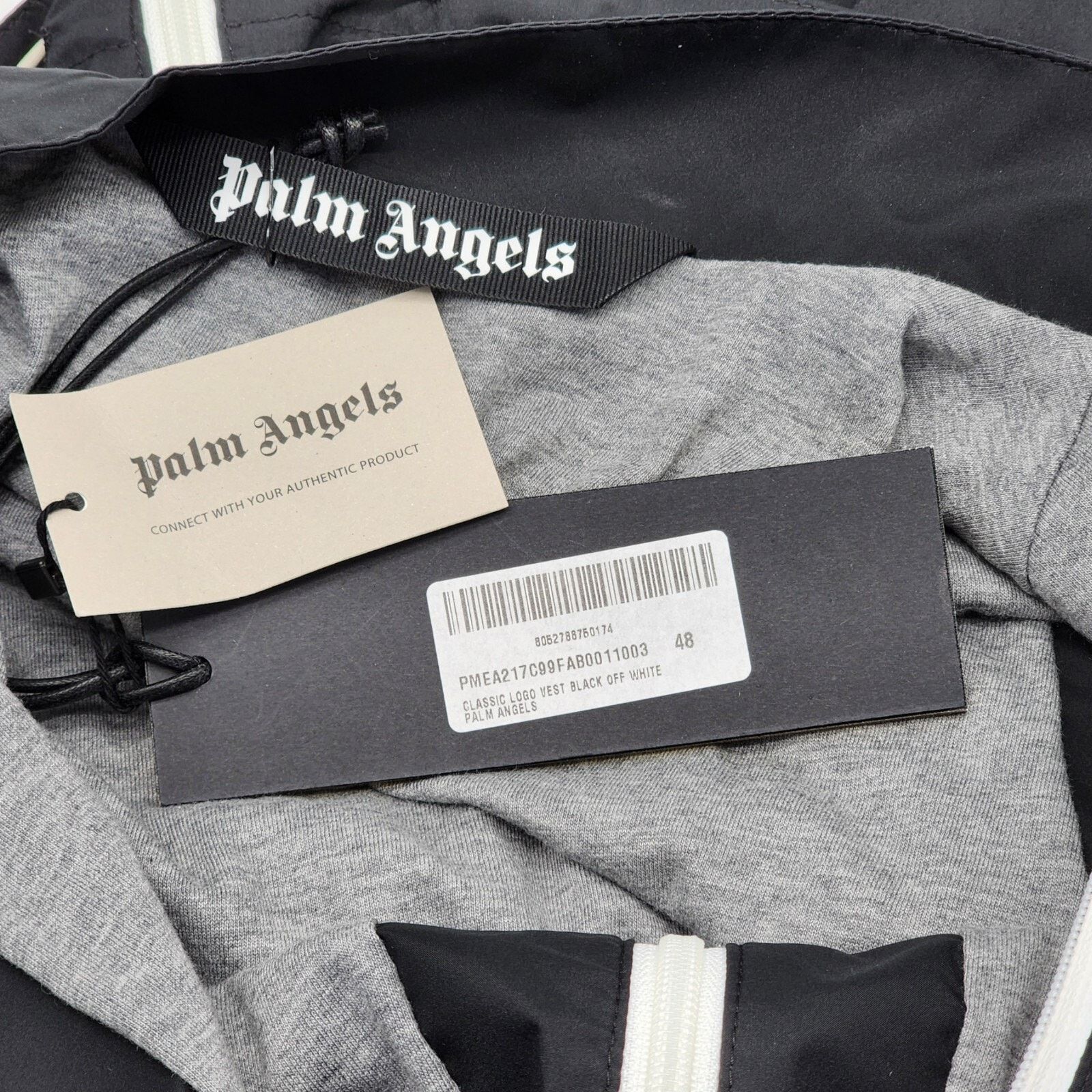 Classic Logo Lightweight Vest In Black 46 Medium 930, Men's — image 5 of 6