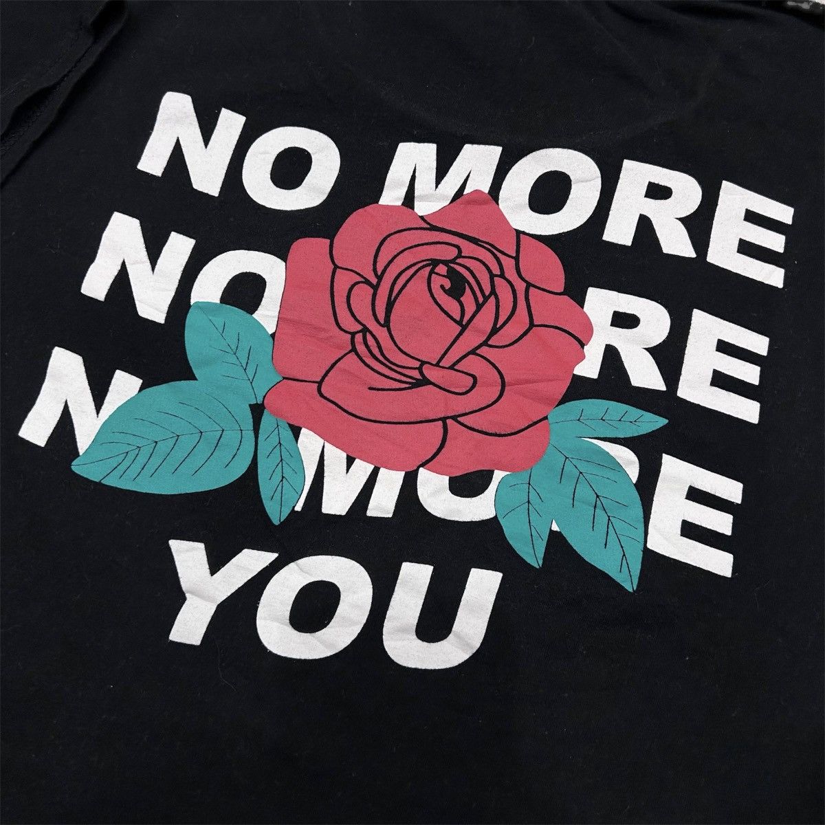 Gildan No More You Rose Graphic Wording Tshirt Size US M / EU 48-50 / 2 - 3 Thumbnail