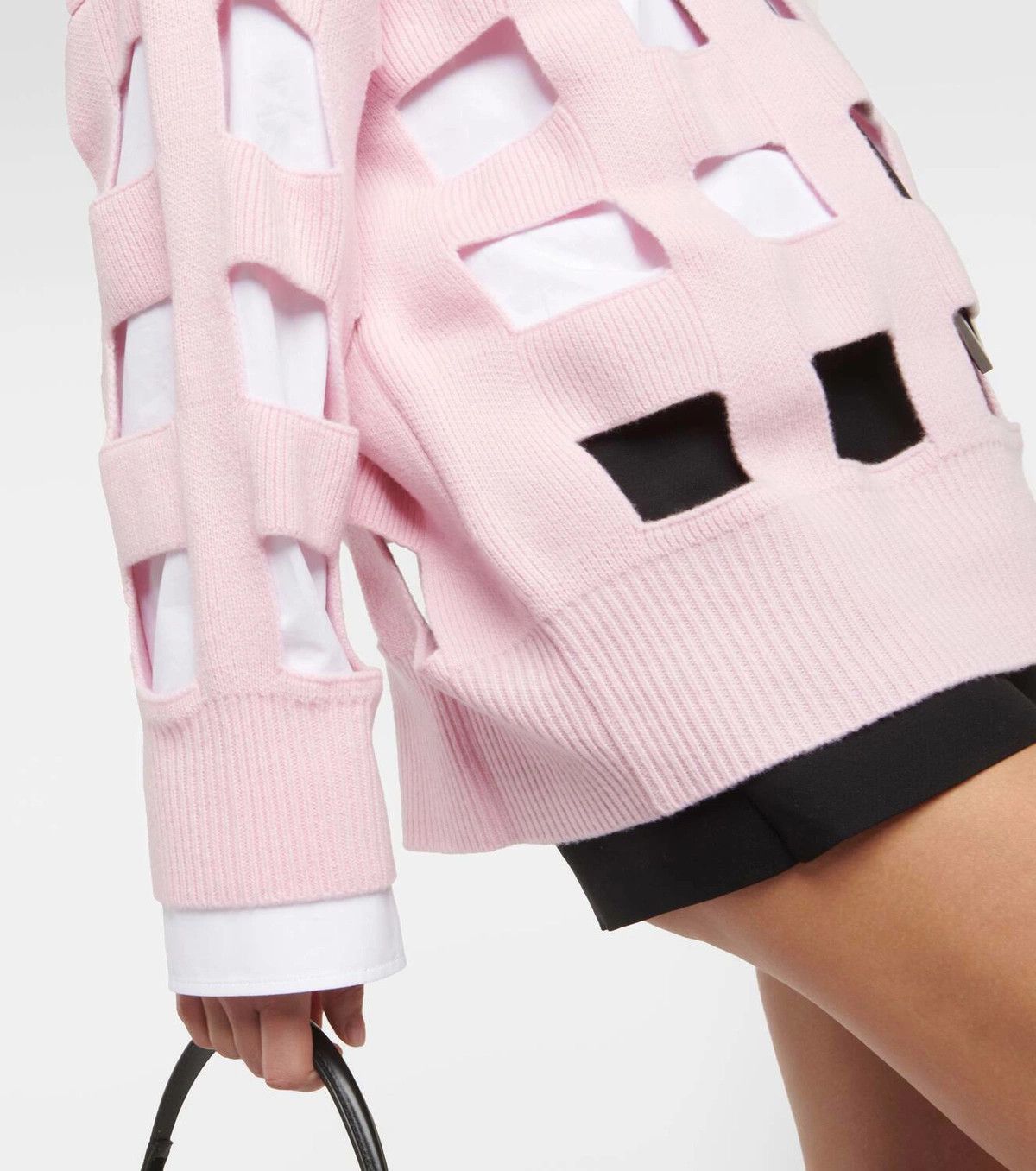 Valentino o1y0326 Crewneck Sweater in Pink Size M / US 6-8 / IT 42-44 - 3 Thumbnail