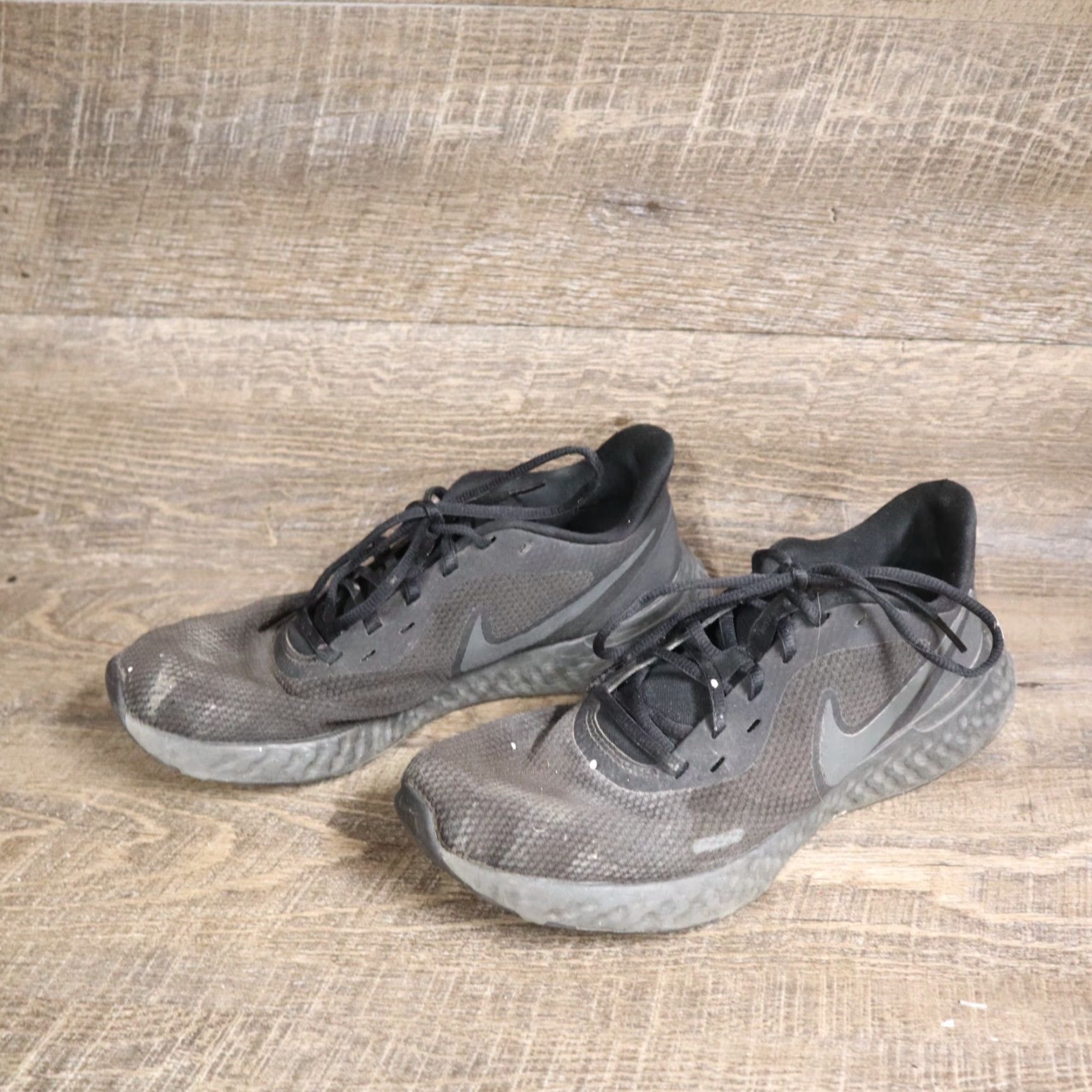 Nike Nike Revolution 5 Sneaker Men 10 US / 9 UK / 44 EU Black BQ3204-001 - Nike Revolution 5 Shoes Men 10 US 9 UK 44 EU Black Size US 11 / EU 44 - 2 Thumbnail