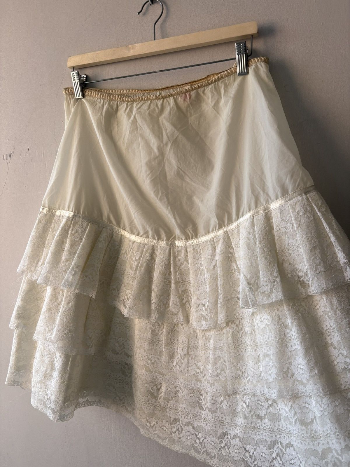 Vintage Vintage petticoat Size 28" / US 6 / IT 42 - 8 Thumbnail
