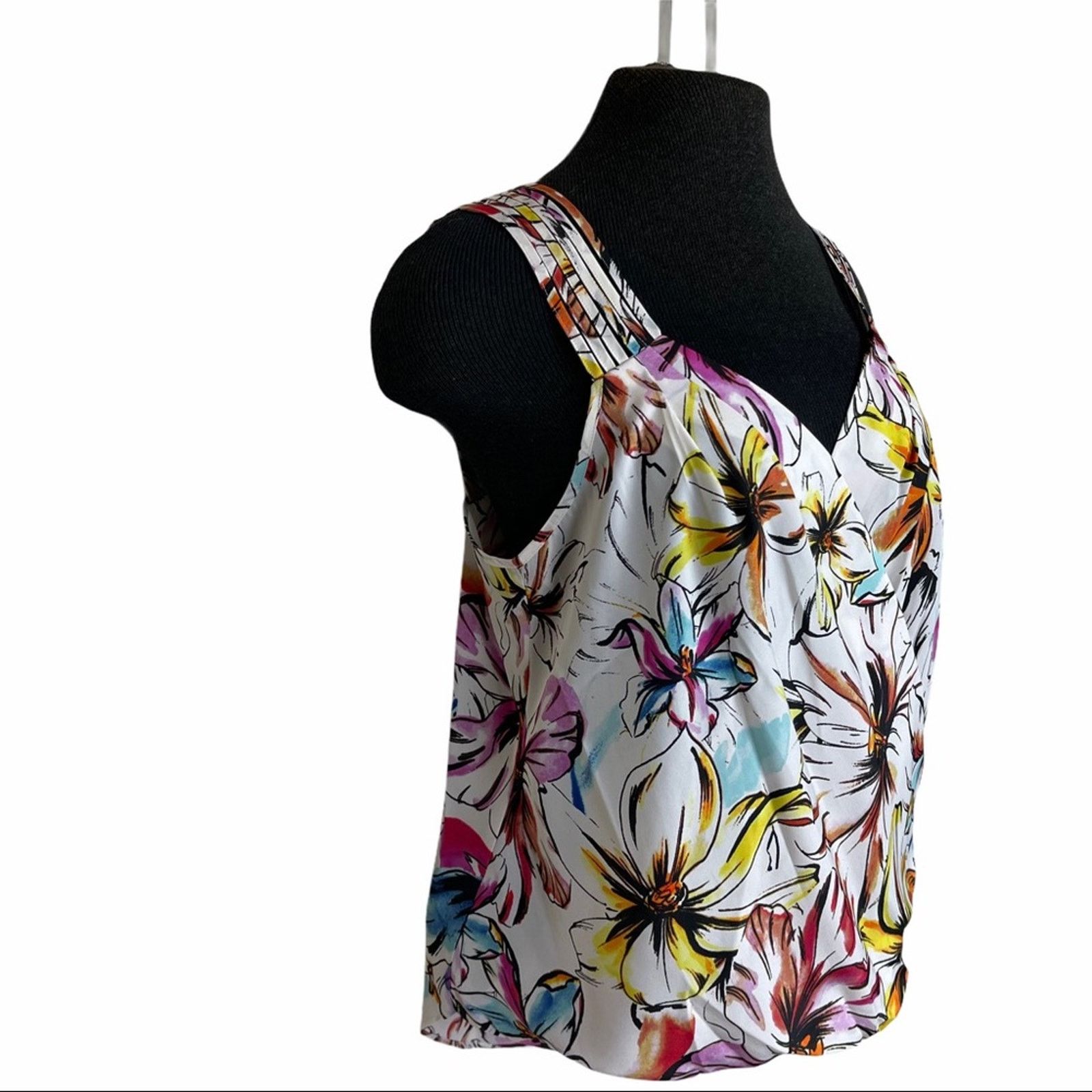 Amanda Uprichard Amanda Uprichard Floral Wrap Bubble Hem Top Small Size S / US 4 / IT 40 - 3 Thumbnail
