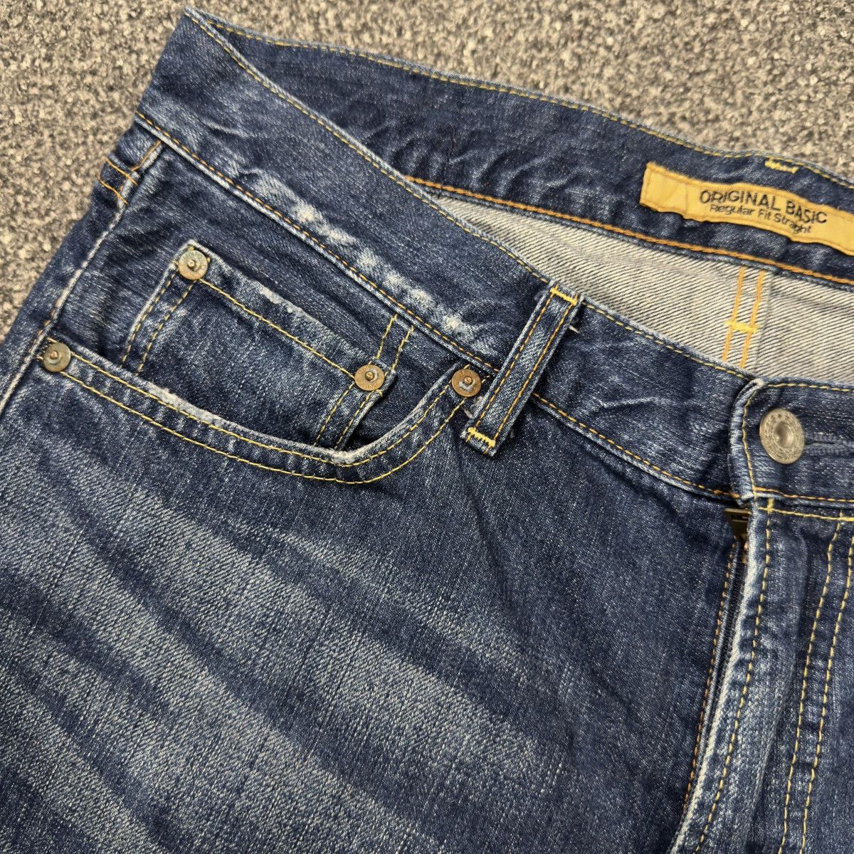 Undercover × Uniqlo Vintage 90s Japanese Uniqlo Original Basic Light Wash Denim Size US 33 - 11 Thumbnail