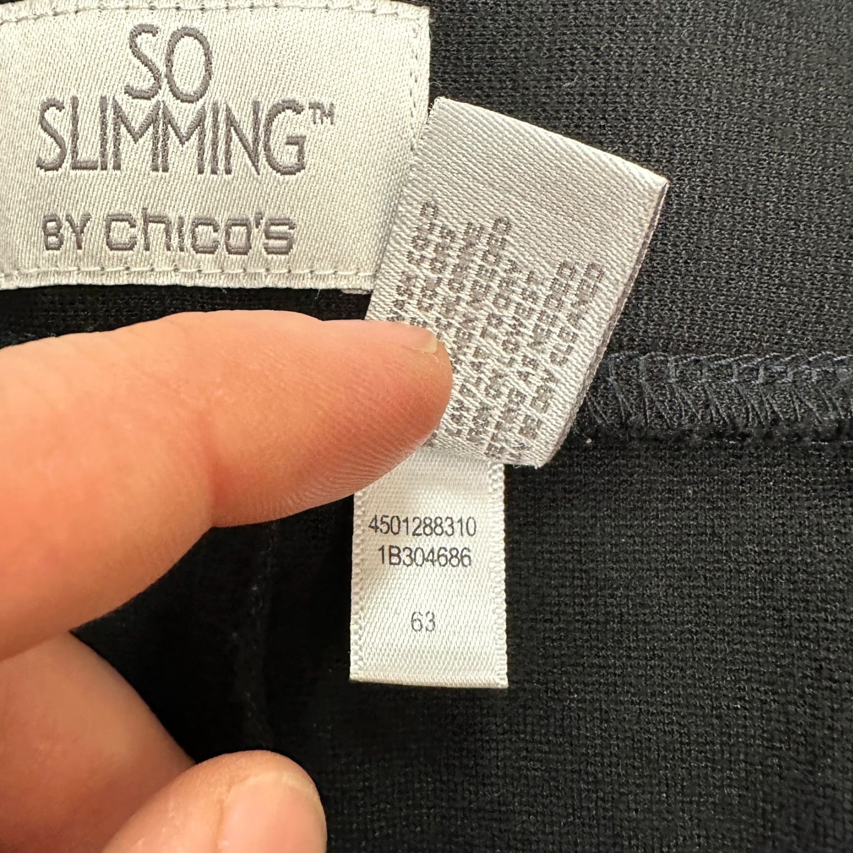 Vintage Chico's Black So Slimming Pull On Crop Pants Women S Slim 28x30 Mid Rise Tapered Flat Front Crop 0.5 Small Nylon Rayon Spandex Size 28" / US 6 / IT 42 - 7 Thumbnail
