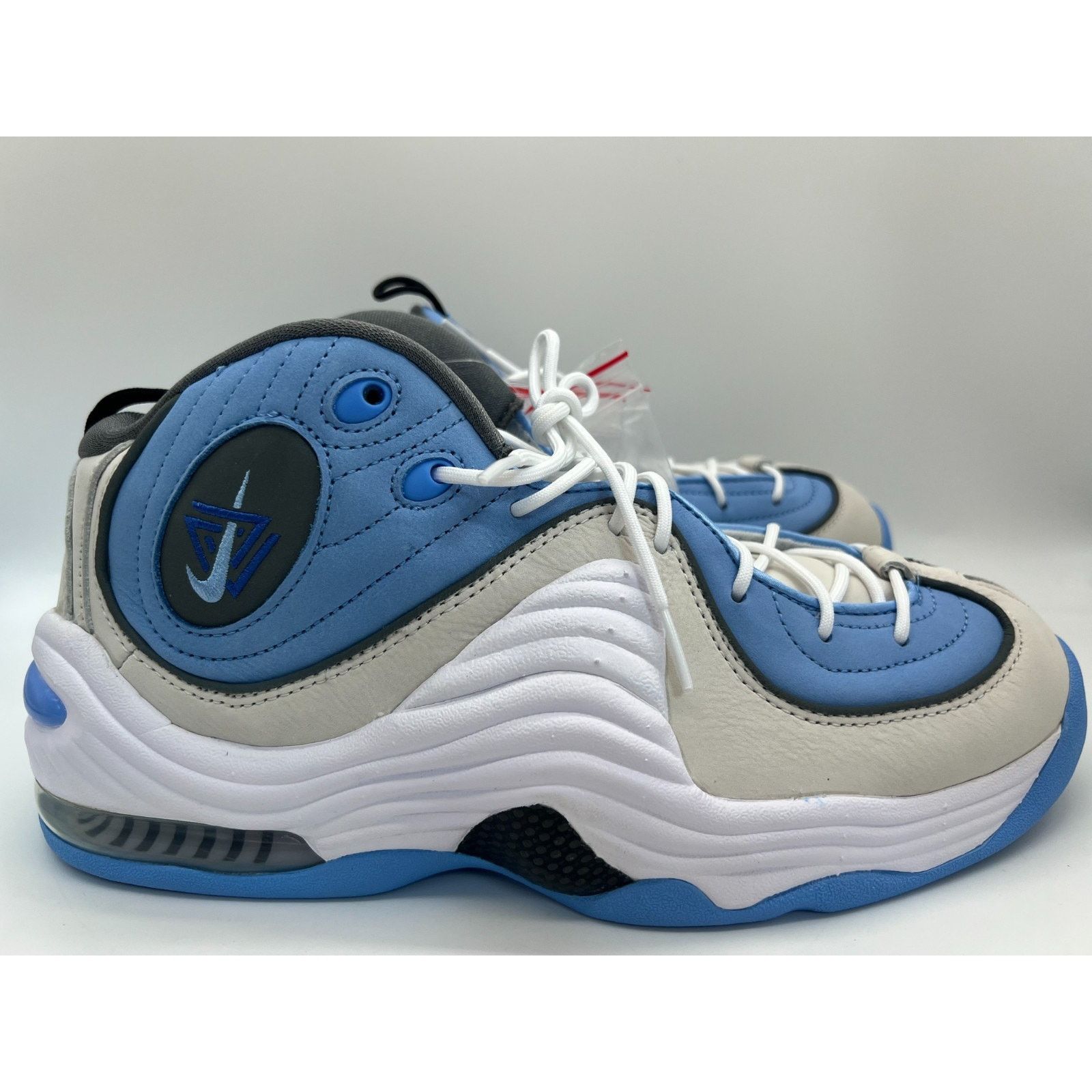 Nike Nike Mens Revolution 4 4E (Wide) Shoes - [AA7402-100] | Grailed