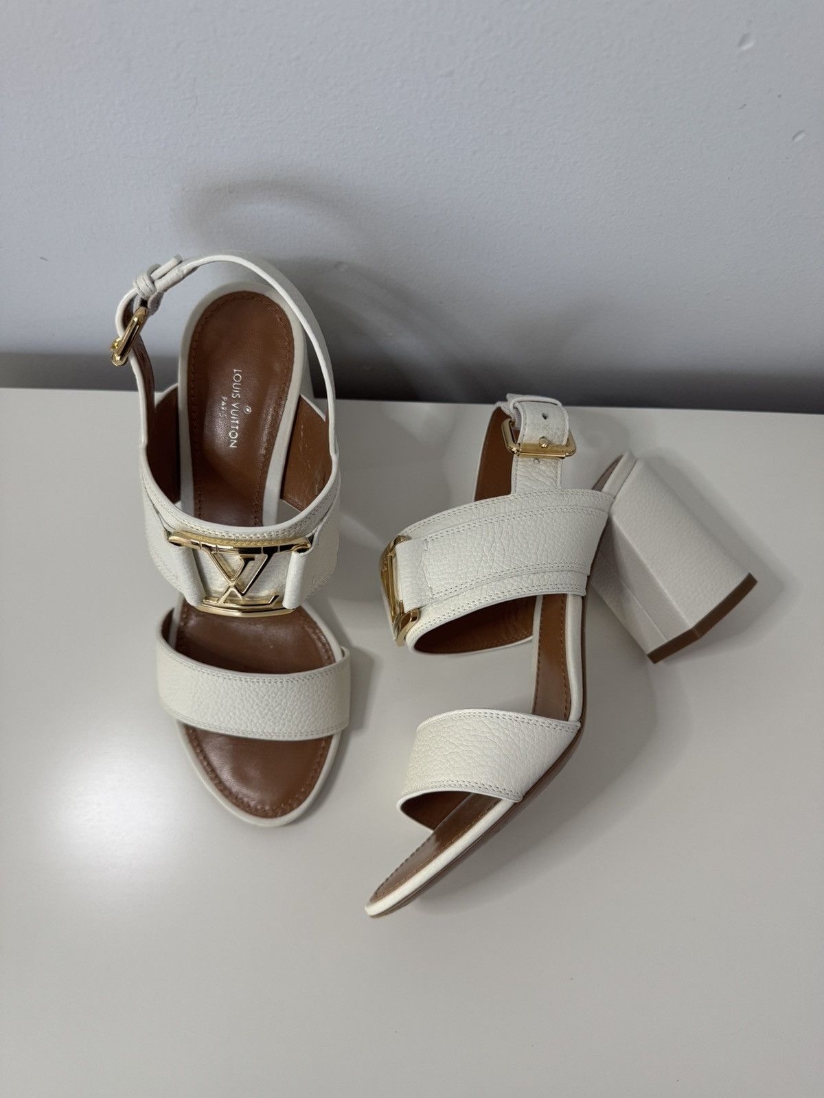 Louis Vuitton Louis Vuitton Horizon Sandals Size US 7 / IT 37 - 2 Thumbnail