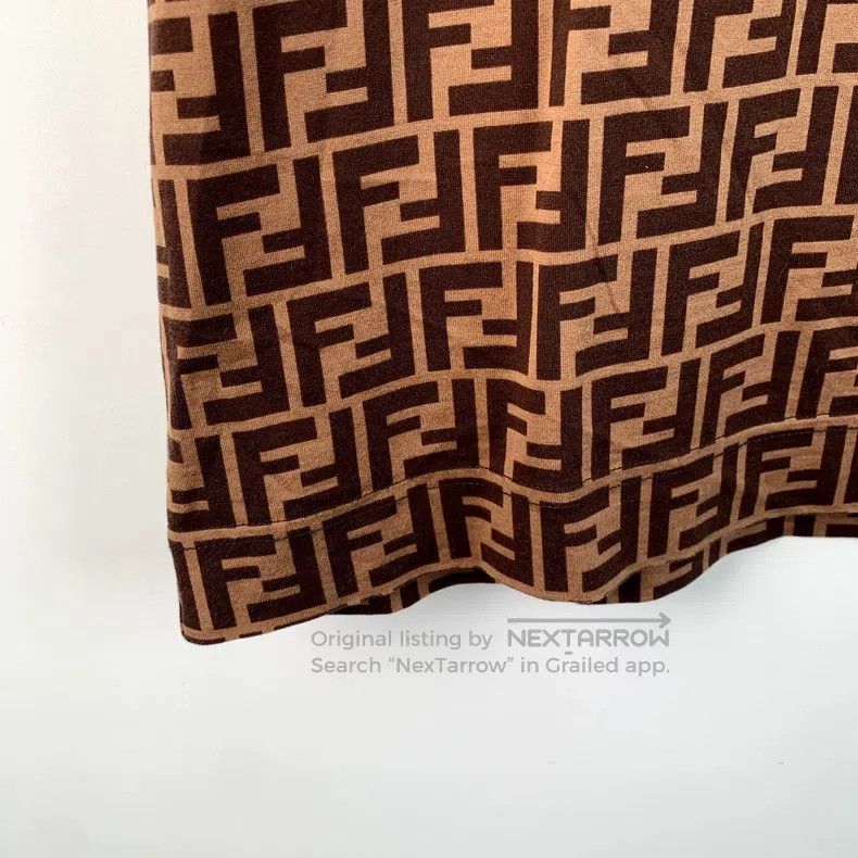 Fendi Fendi Color-Block Logo Letter Full-Print Cotton Round Neck Size US M / EU 48-50 / 2 - 5 Thumbnail